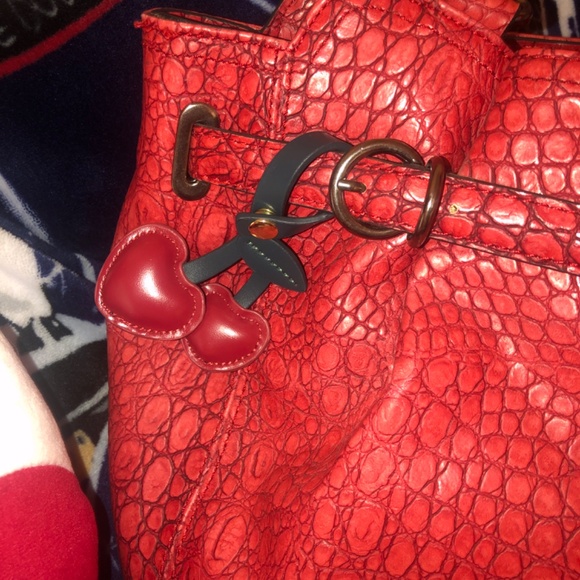 Price drop Holiday Sale Like New Jessica Simpson Red Croc Satchel - Picture 3 of 6